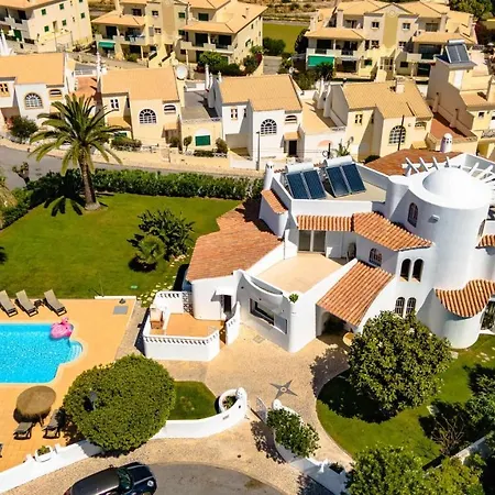 Villux Enar6 Quartos Ideal Familias Albufeira